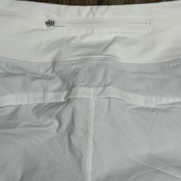 Lululemon • Speed Up Low Rise Lined Shorts - Picture 8 of 11
